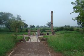 படிமம்:Sondani.jpg