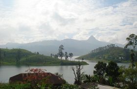 படிமம்:Sri Paada1.JPG