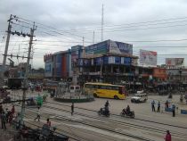 Muktinath Chowk, Birtamod.jpg